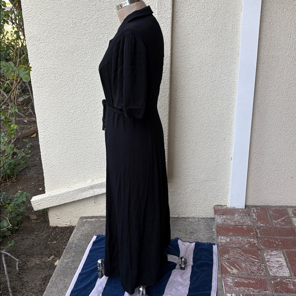 Reformation Wilde black midi dress w/ beautiful buttons and tie. Worn twice - Picture 7 of 14